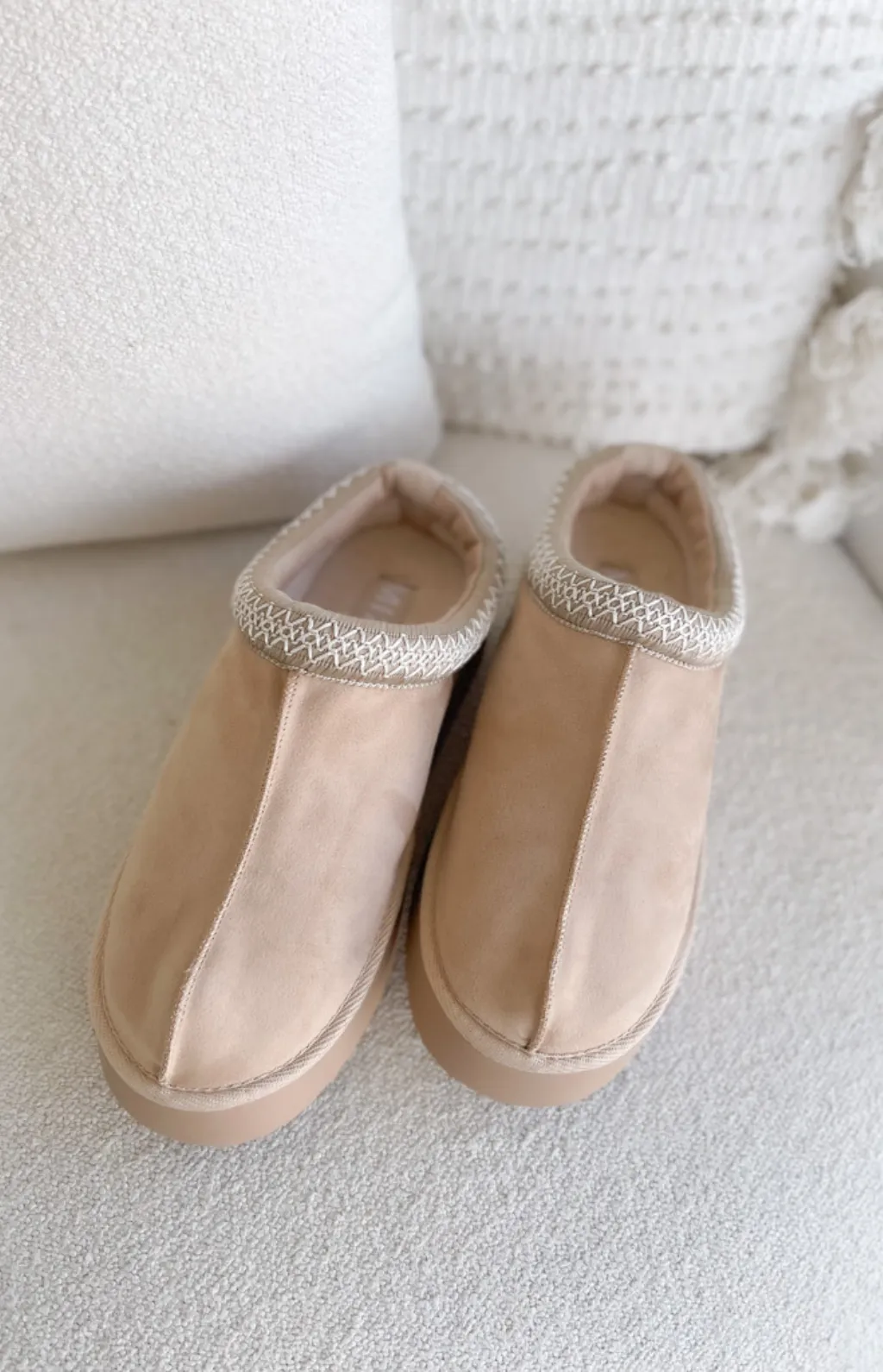 Julia Beige Platform Slipper