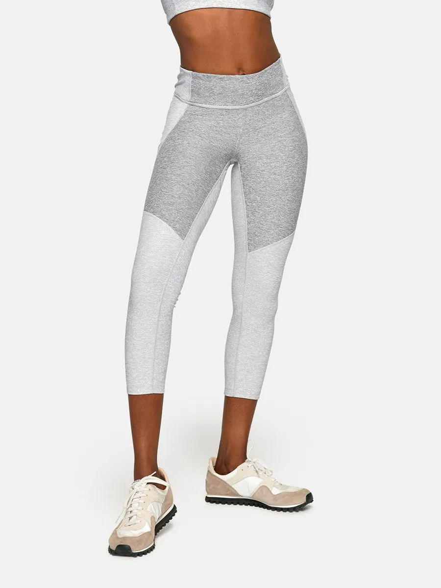 Two-Tone 3/4 Legging