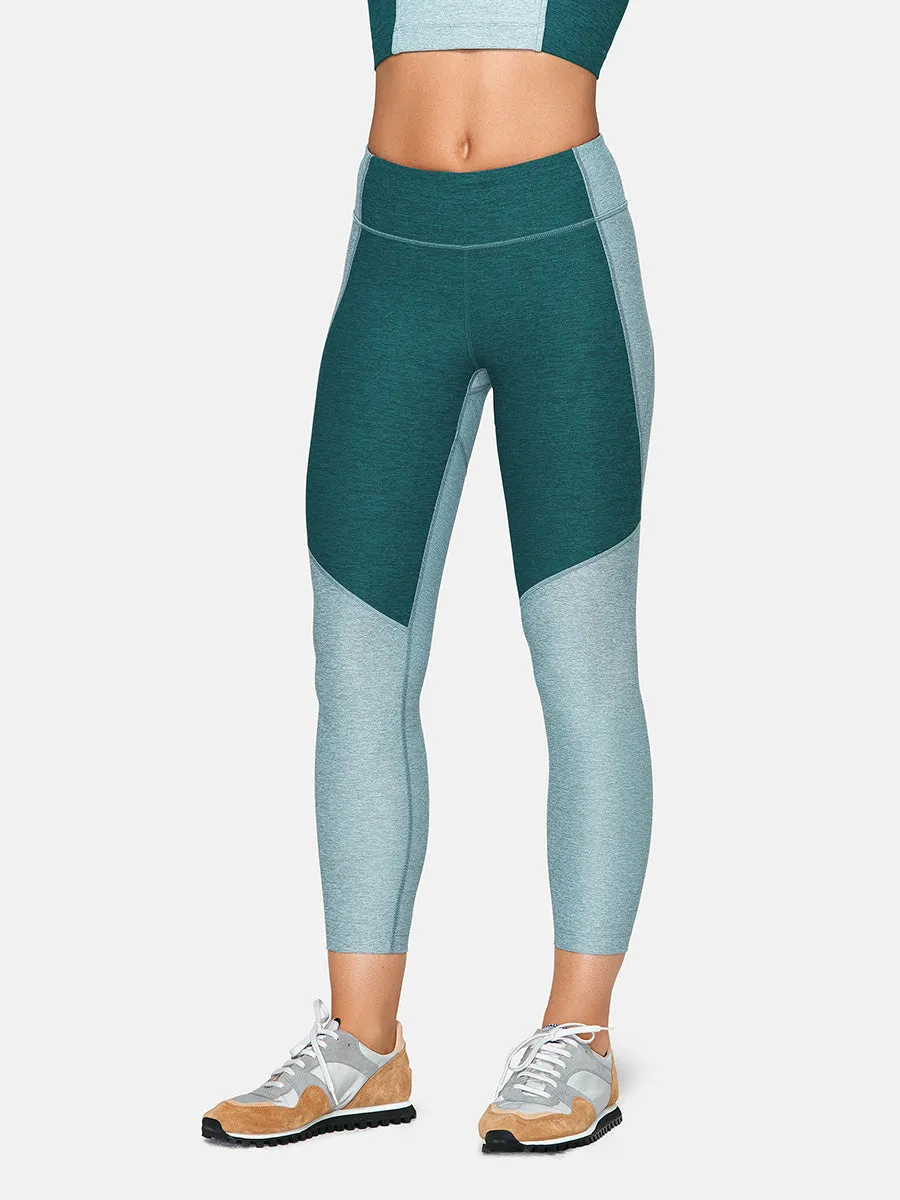 Two-Tone 3/4 Legging